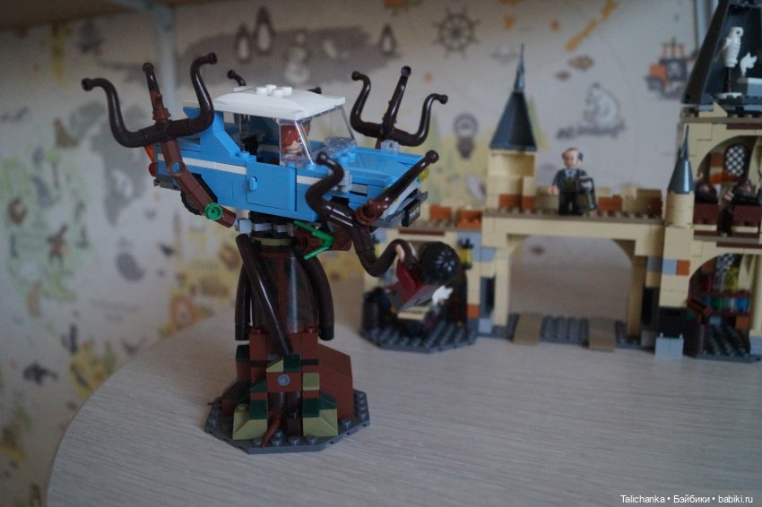 День рождения продолжается: Посылки от подруги