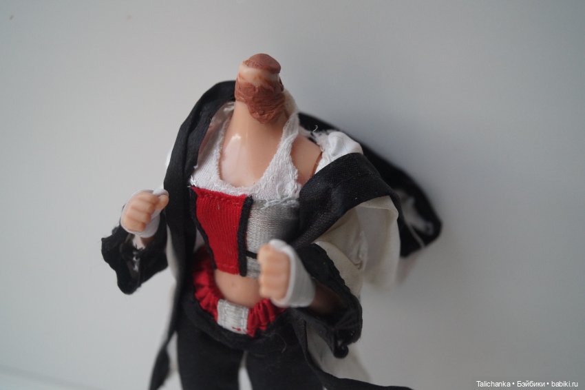 Вторая выписка августа. Вправляем тазобедренный перелом. Голова слоника превратилась в игрушку. Чиним шейный шанир