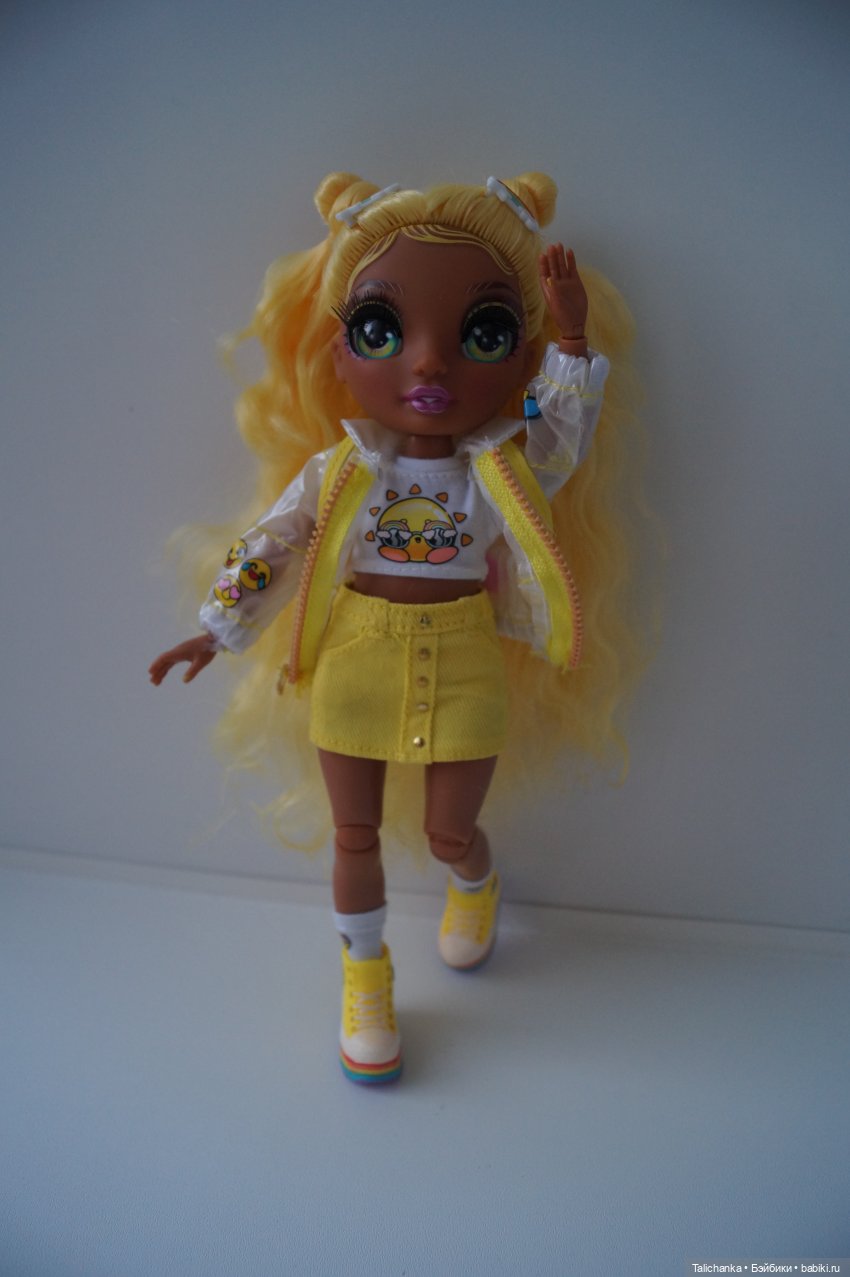 День рождения продолжается: Посылки от подруги