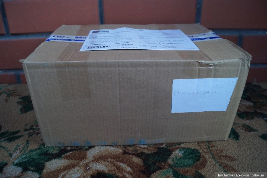На этой неделе пришли две посылочки, открываем вторую