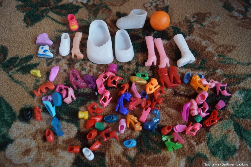 На этой неделе пришли две посылочки, открываем первую (фото 9)