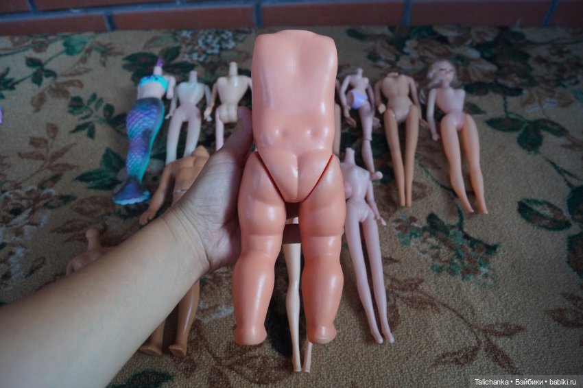 На этой неделе пришли две посылочки, открываем первую