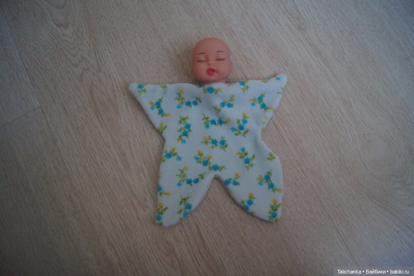 Первая выписка сентября. Паяем сломанное крепление руки. Возвращаем крылышки фее. Создаём куклу из одной головы. Паяем