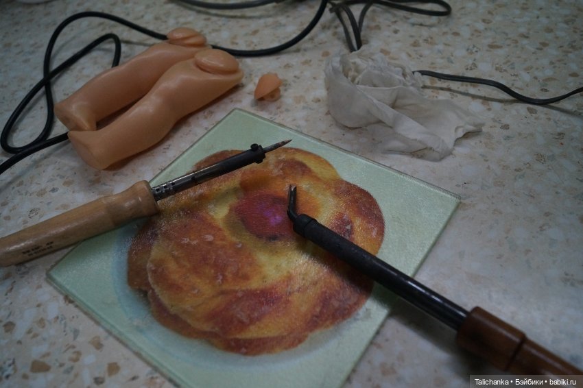 Первая выписка ноября Лисичка обрела хвостик Донорская ручка для куклы СССР Паяем надорванные диски ног Ещё одна Лолита