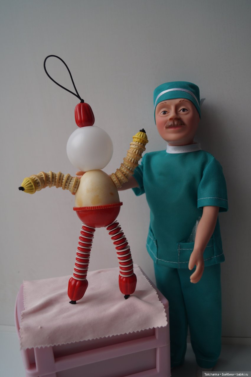 Вторая выписка ноября Как укрепить бумажную вкладку в шее Новая ручка для Винкс Починка моргучих глаз куклы СССР пайка ноги