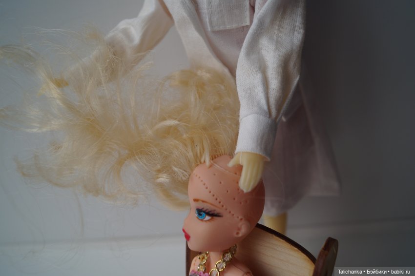 Третья выписка ноября Лечение беби бон Прошивка Лолиты Паричок из ниток Починка пирамидки Из чего сделать реснички