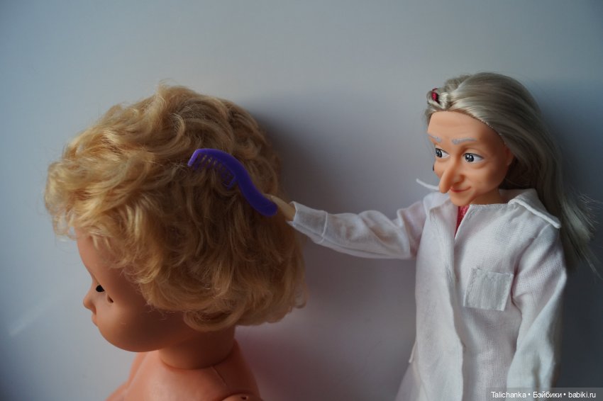 Четвёртая выписка ноября Срезана часть шеи - используем пластиковую бутылку Клеим перелом шейного крепления Перетяжка