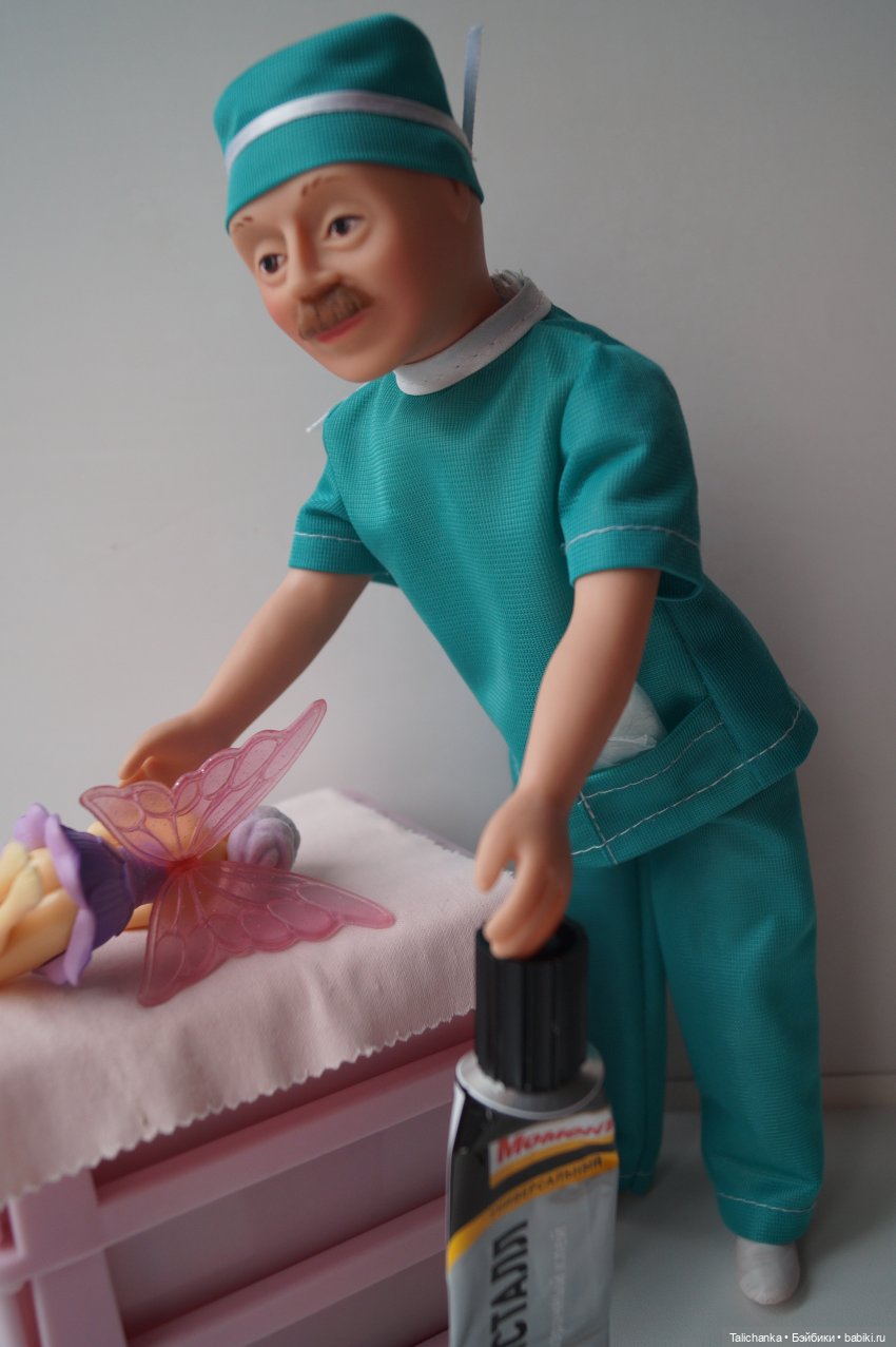 Четвёртая выписка ноября Срезана часть шеи - используем пластиковую бутылку Клеим перелом шейного крепления Перетяжка