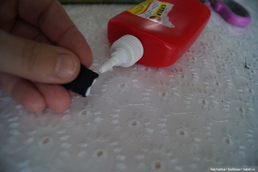 Четвёртая выписка ноября Срезана часть шеи - используем пластиковую бутылку Клеим перелом шейного крепления Перетяжка