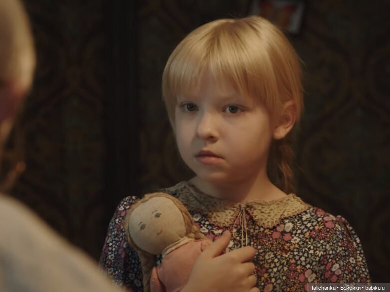 Первая выписка декабря Начинаю лечить новогодних героев Снова парик из ниток У Маруси появился брат