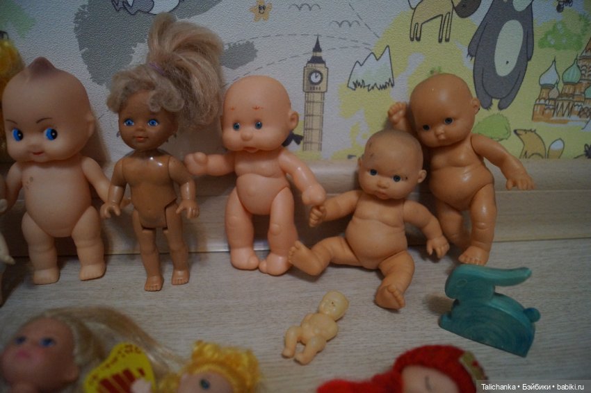 Много посылок открываем первую