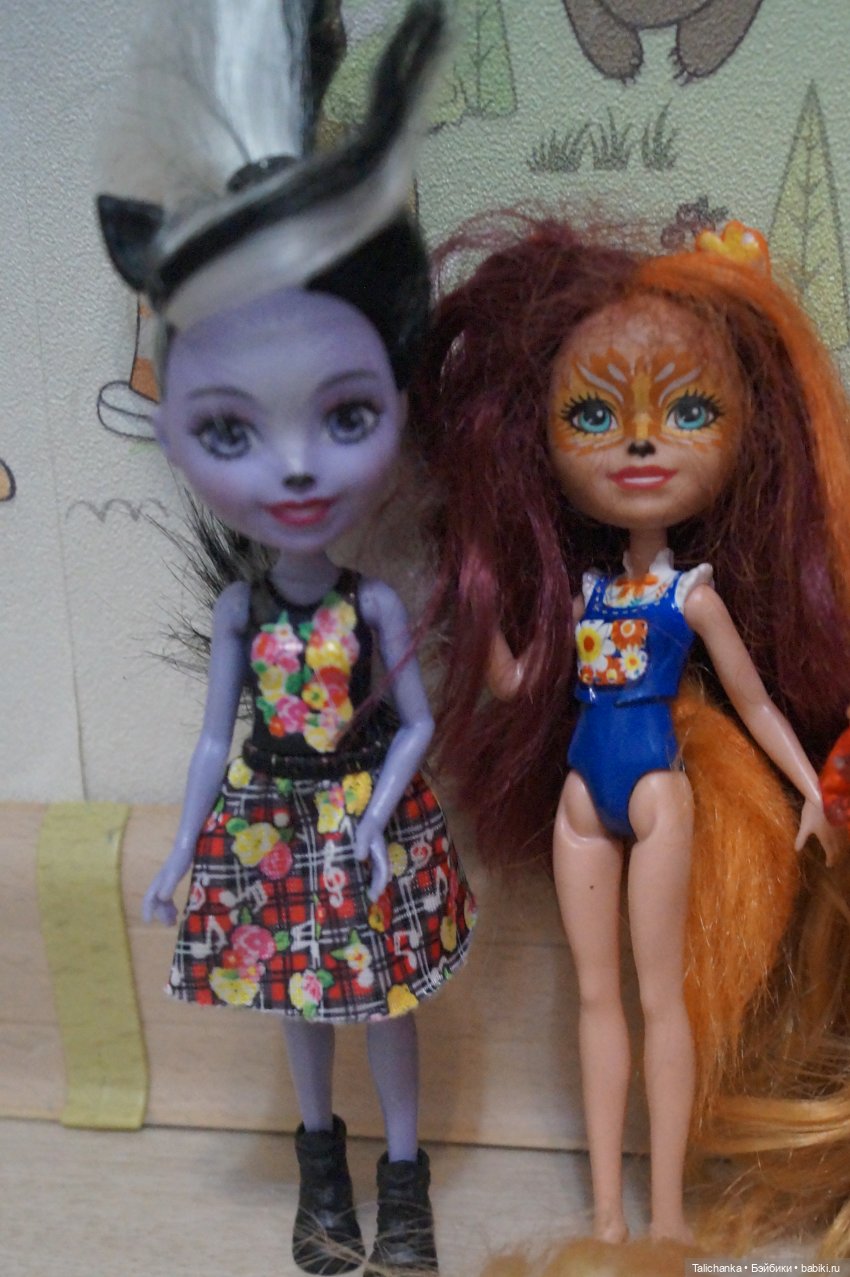 Много посылок открываем первую