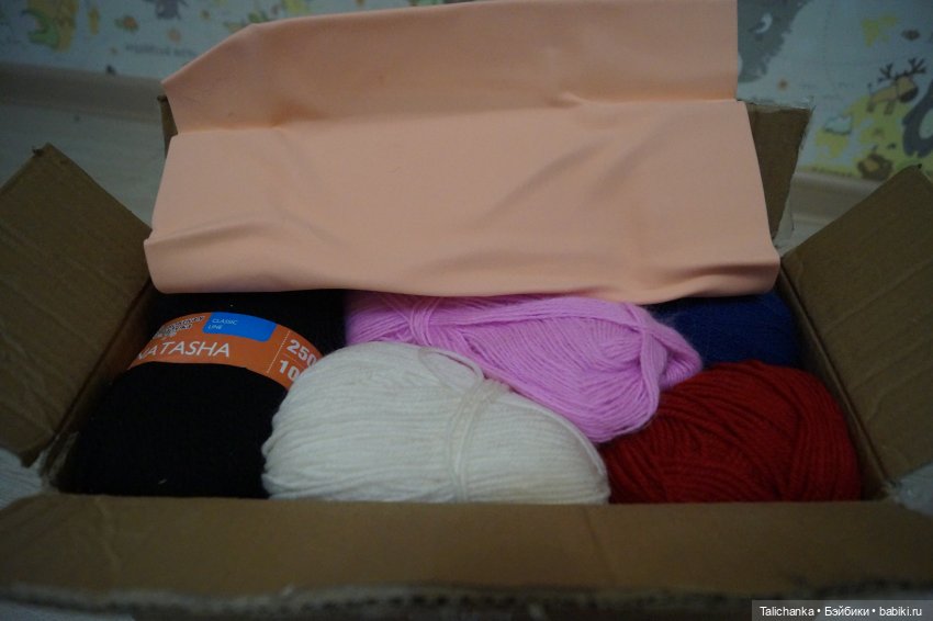 Открываем четвёртую посылочку (фото 2)