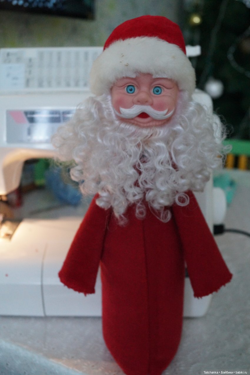 Четвёртая выписка декабря Голова деда Мороза и голова тряпичной куклы превратились в полноценных новогодних героев