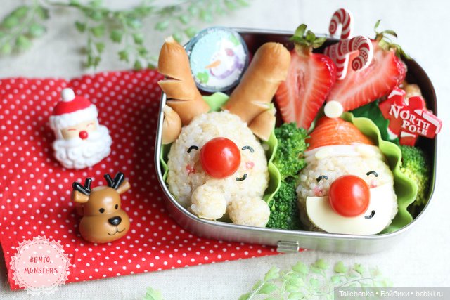 Четвёртая выписка декабря Голова деда Мороза и голова тряпичной куклы превратились в полноценных новогодних героев