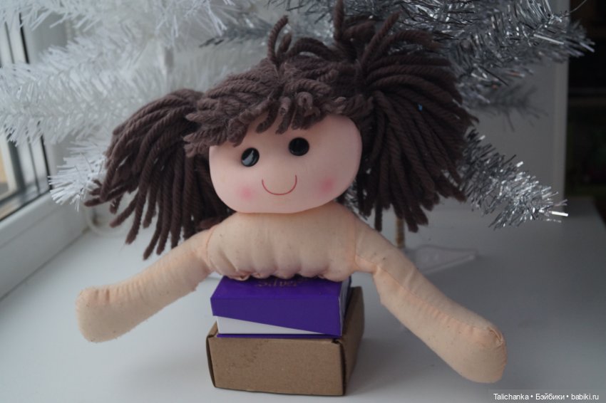 Четвёртая выписка декабря Голова деда Мороза и голова тряпичной куклы превратились в полноценных новогодних героев