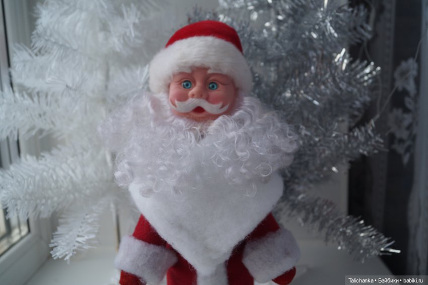Четвёртая выписка декабря Голова деда Мороза и голова тряпичной куклы превратились в полноценных новогодних героев