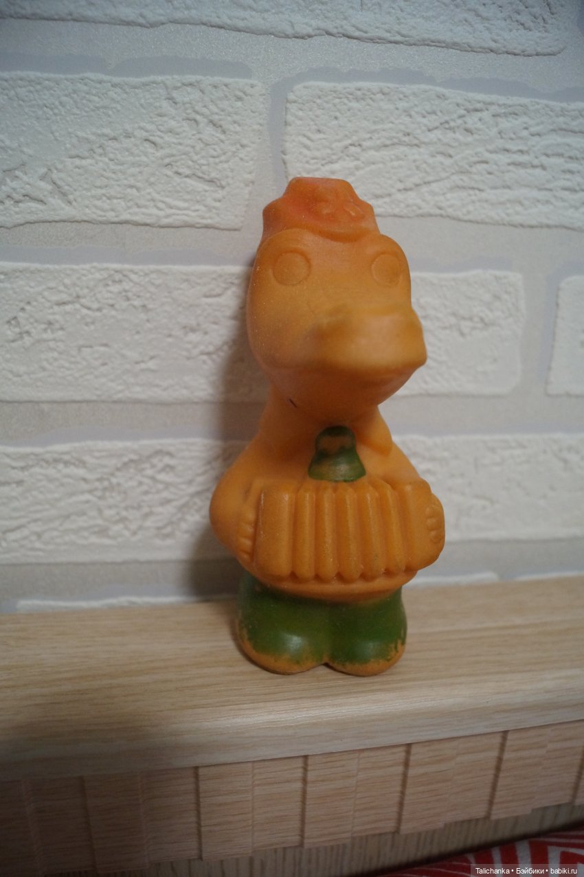 Четвёртая выписка декабря Голова деда Мороза и голова тряпичной куклы превратились в полноценных новогодних героев