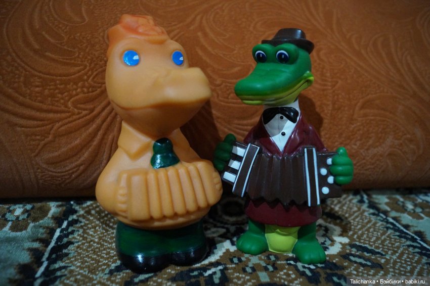 Четвёртая выписка декабря Голова деда Мороза и голова тряпичной куклы превратились в полноценных новогодних героев