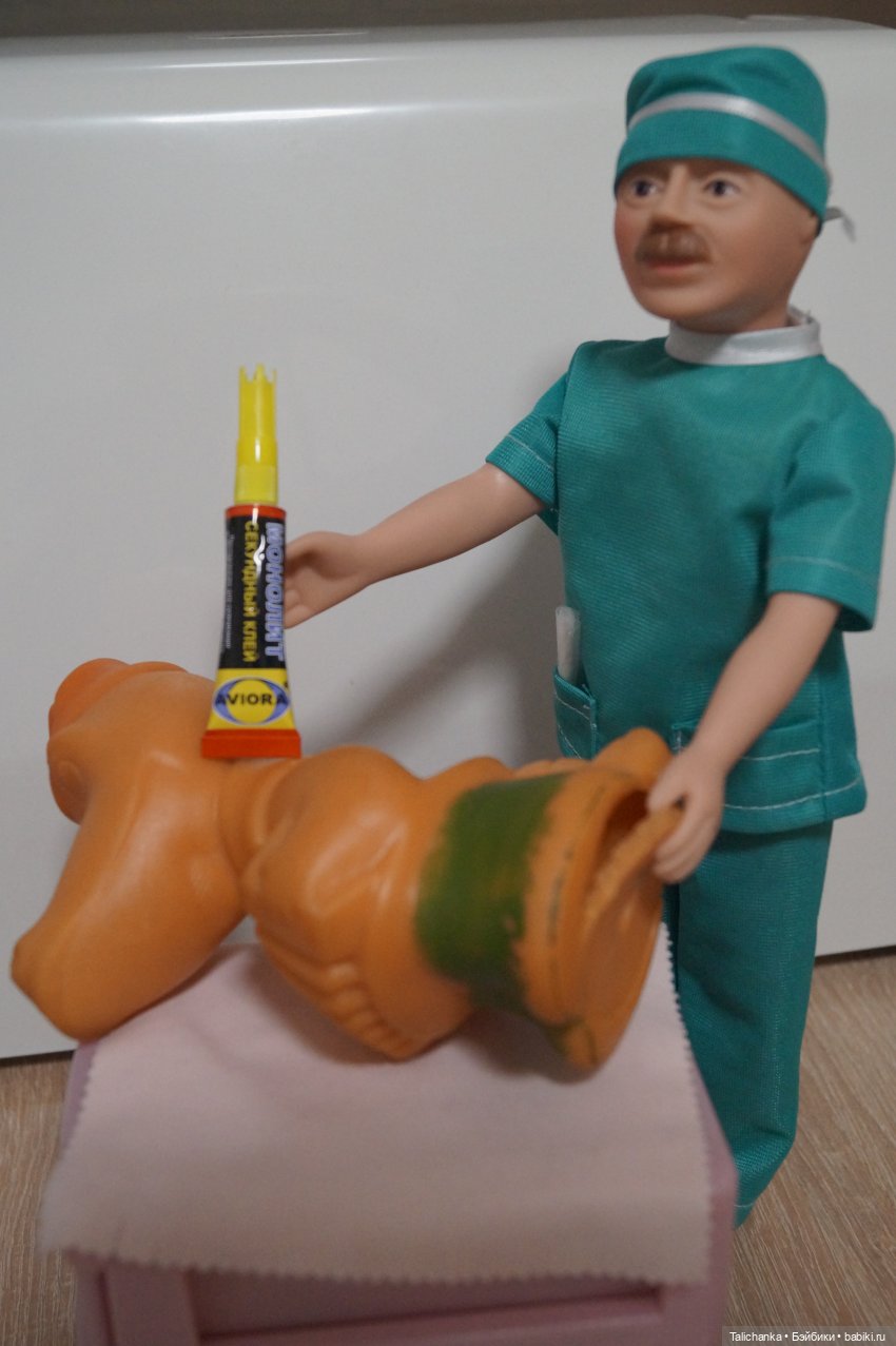 Четвёртая выписка декабря Голова деда Мороза и голова тряпичной куклы превратились в полноценных новогодних героев