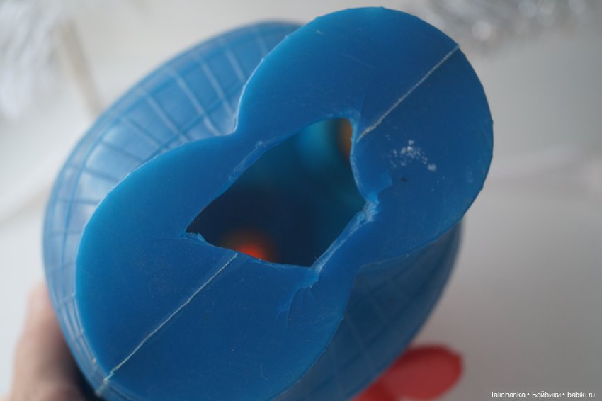 Вторая выписка января Паяем ножки Карлсона возвращаем собачке ножки Как заклеить резинового Кьюпи Девушка светильник светит