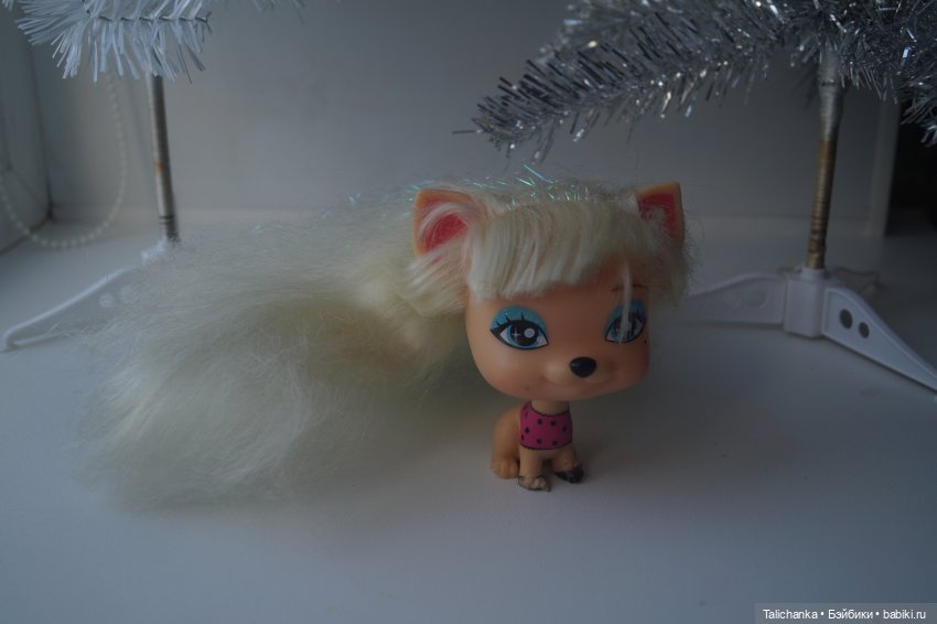 Вторая выписка января Паяем ножки Карлсона возвращаем собачке ножки Как заклеить резинового Кьюпи Девушка светильник светит