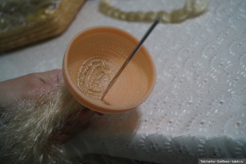 Третья выписка февраля Полная прошивка советской куклы Починка зайки СССР Новые стопы для Мокси Клеим ножки черепашки