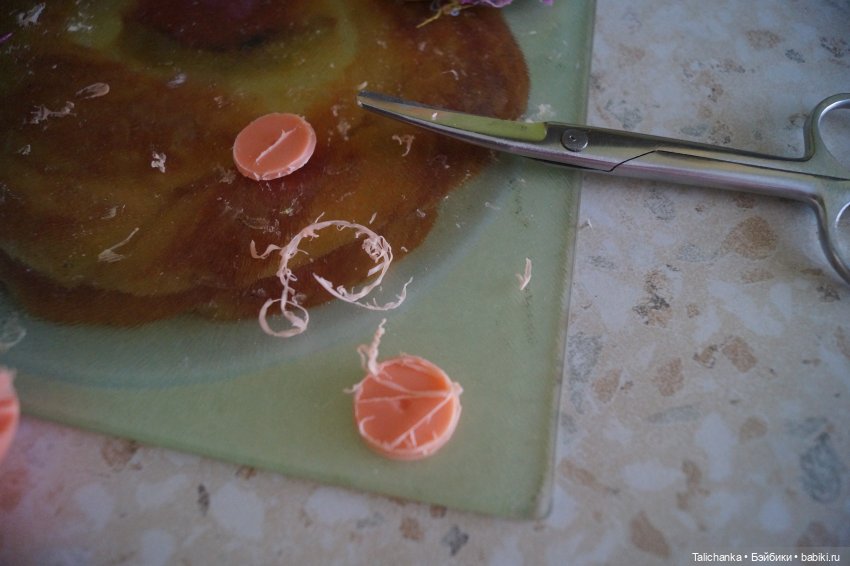 Третья выписка марта Паяем ножку чудика Возвращаем красоту волосам Убираем пластилин с лица (фото 7)