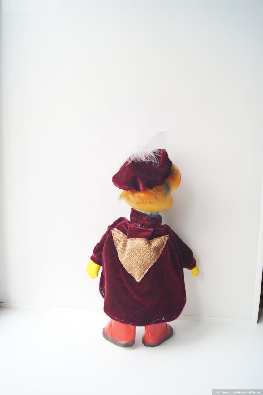 Вторая выписка апреля Выводим следы шариковой ручки Лепим лапки из пластики Кот в сапогах из одной головы Восстанавливаем