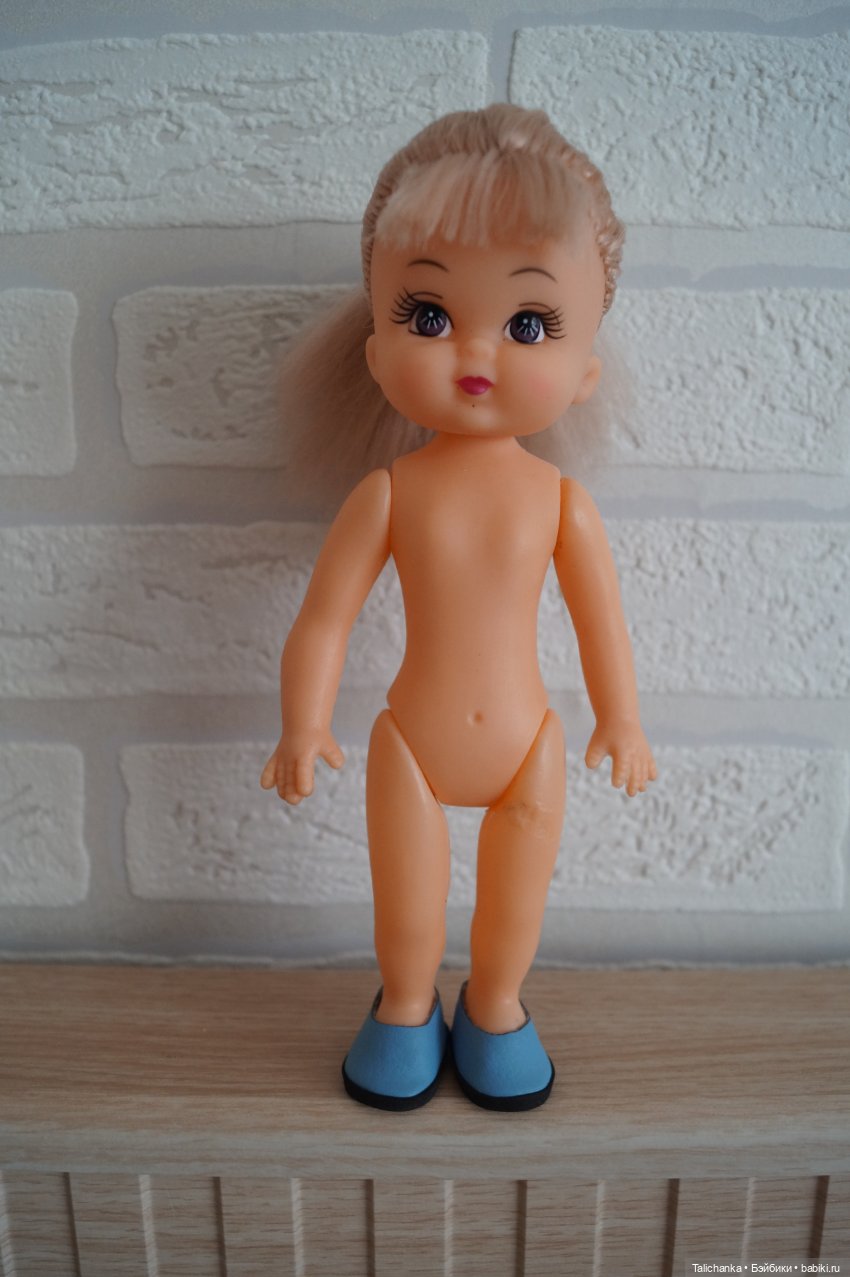 Третья выписка апреля паяем разрыв на плечах Паяем ножку Восстанавливаем кудряшки Нейрохируг лечил малышку