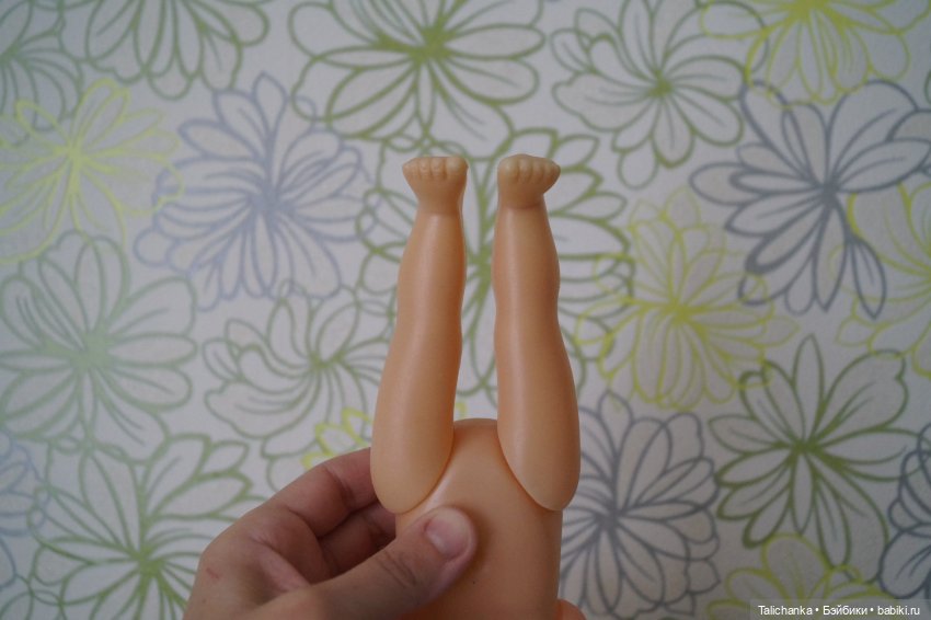 Третья выписка апреля паяем разрыв на плечах Паяем ножку Восстанавливаем кудряшки Нейрохируг лечил малышку