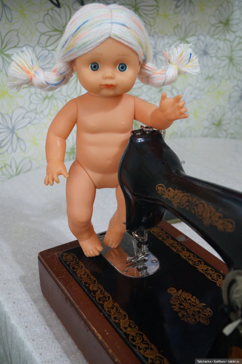 Третья выписка апреля паяем разрыв на плечах Паяем ножку Восстанавливаем кудряшки Нейрохируг лечил малышку