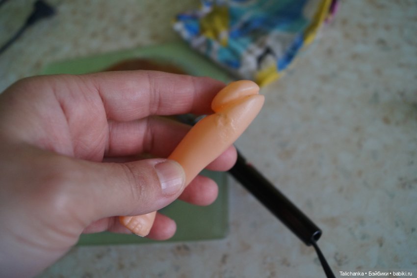 Третья выписка апреля паяем разрыв на плечах Паяем ножку Восстанавливаем кудряшки Нейрохируг лечил малышку