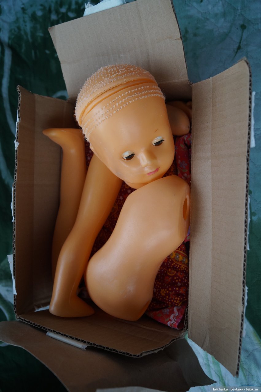 Приехала куколка в посылочке помогите опознать