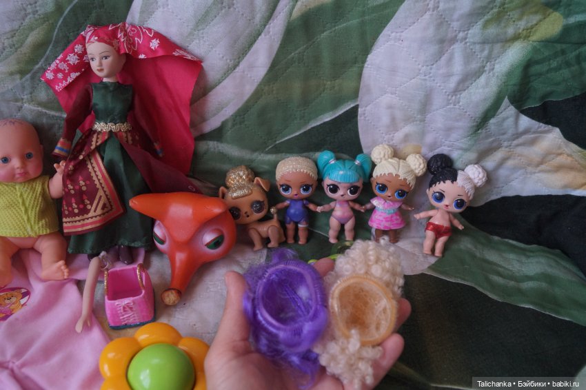Распаковка большого пакета с куклами (фото 4)