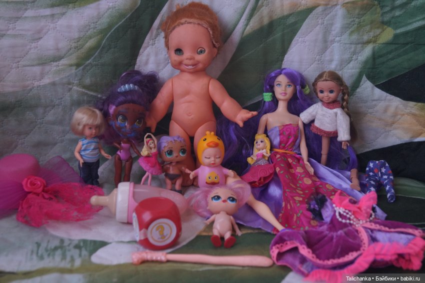 Распаковка большого пакета с куклами