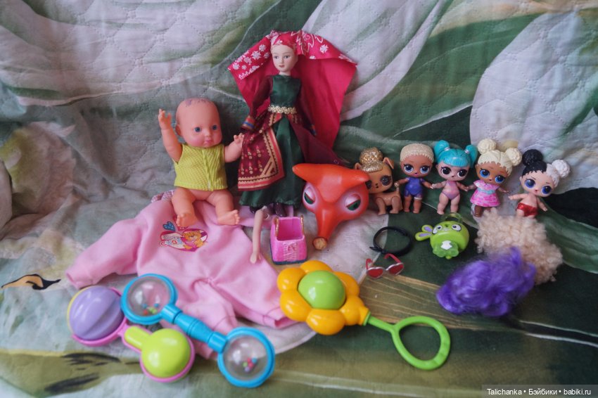 Распаковка большого пакета с куклами (фото 3)