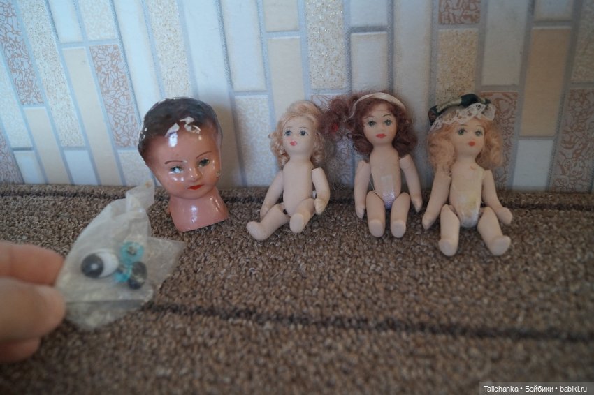 Большая посылка с очень интересными куклами и игрушками
