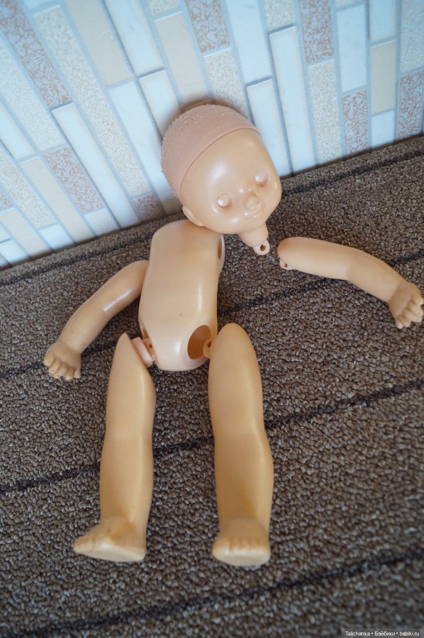 Большая посылка с очень интересными куклами и игрушками