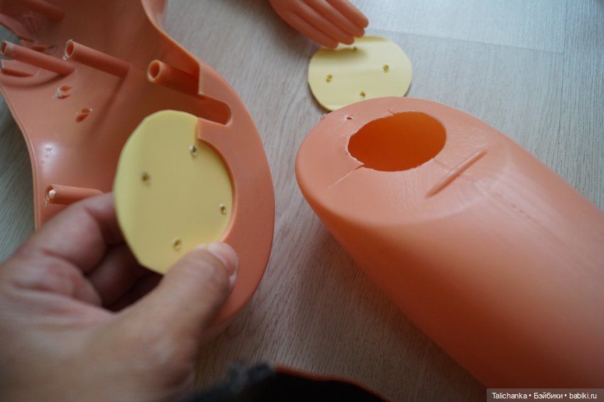 Третья выписка августа Лечим оторванные крепления рук и ног большой куклы Полная прошивка Ддунг Из двух разных посылочек