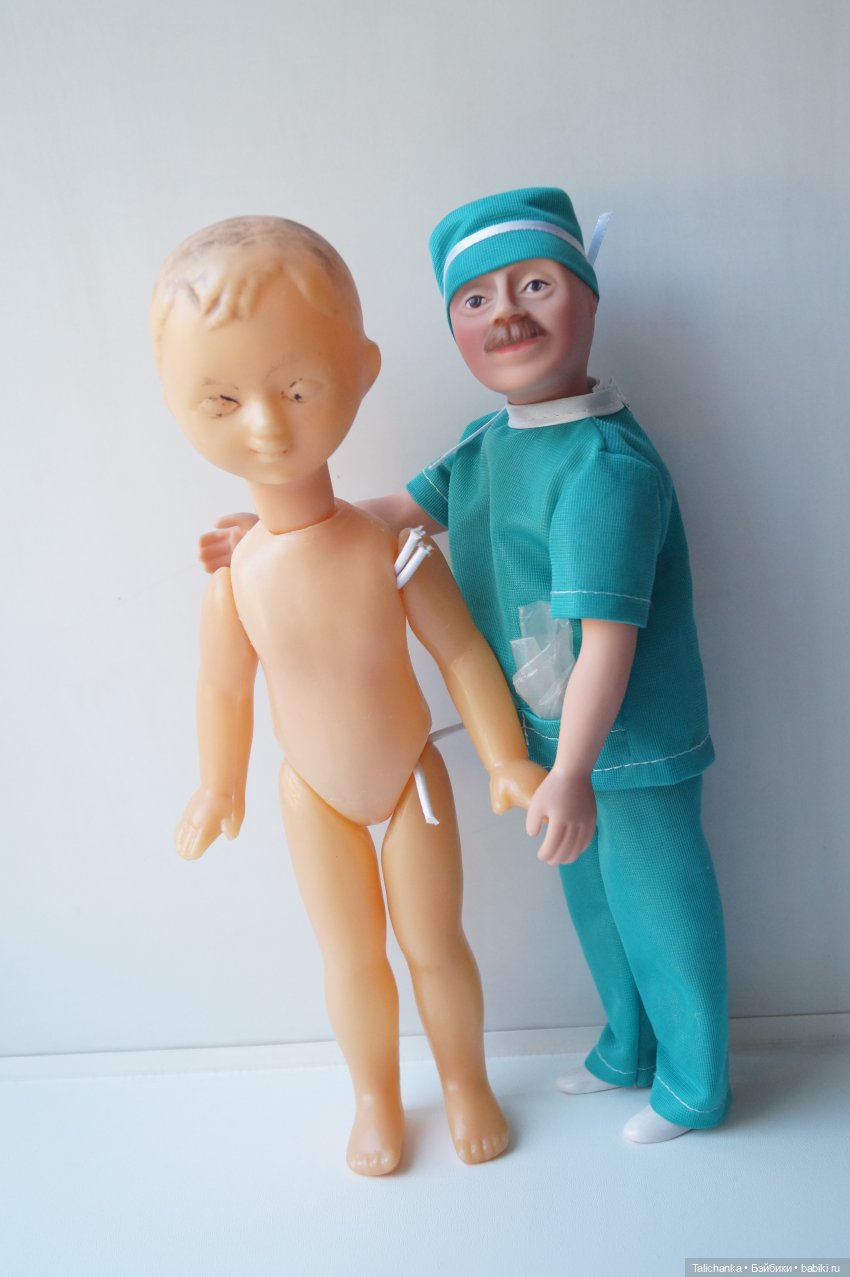 Вторая выписка сентября Паяем носик пупсику Восстанавливаем мейк Ремонт глазика Из разных посылок собралась куколка