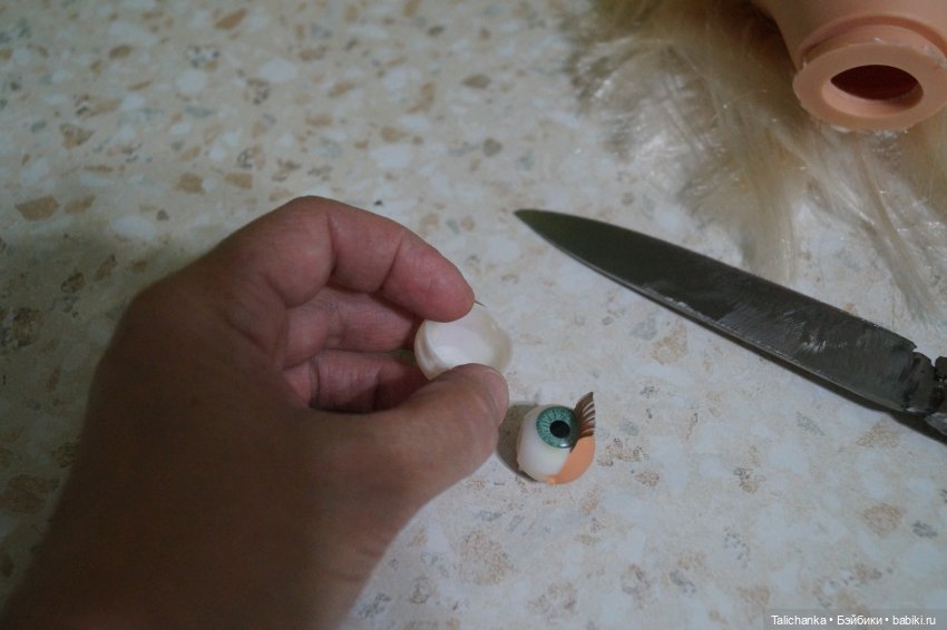 Вторая выписка сентября Паяем носик пупсику Восстанавливаем мейк Ремонт глазика Из разных посылок собралась куколка