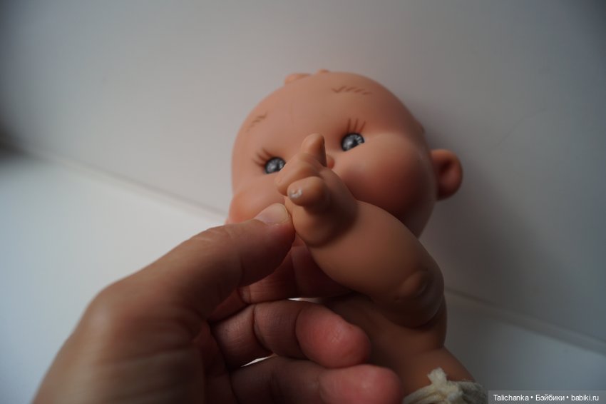 Третья выписка сентября Красим выгоревшую слонишку Чиним кукольную мебель СССР Отмываем ГДРочку Восстанавливаем волосики