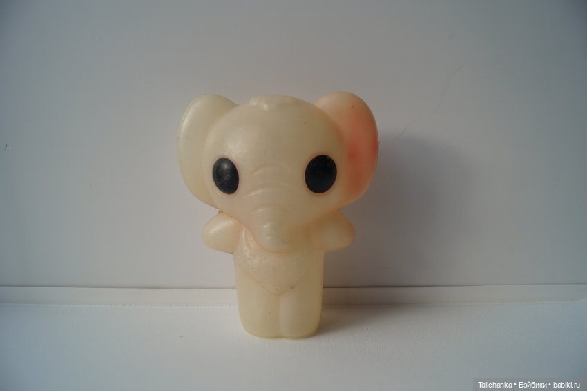 Третья выписка сентября Красим выгоревшую слонишку Чиним кукольную мебель СССР Отмываем ГДРочку Восстанавливаем волосики