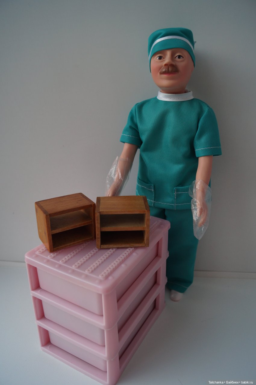 Третья выписка сентября Красим выгоревшую слонишку Чиним кукольную мебель СССР Отмываем ГДРочку Восстанавливаем волосики