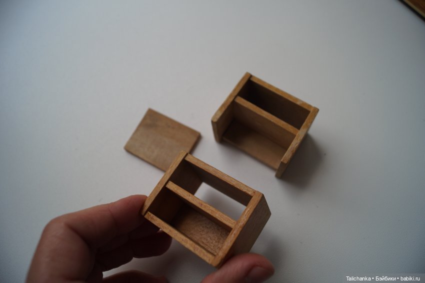 Третья выписка сентября Красим выгоревшую слонишку Чиним кукольную мебель СССР Отмываем ГДРочку Восстанавливаем волосики