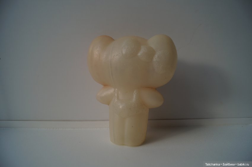 Третья выписка сентября Красим выгоревшую слонишку Чиним кукольную мебель СССР Отмываем ГДРочку Восстанавливаем волосики