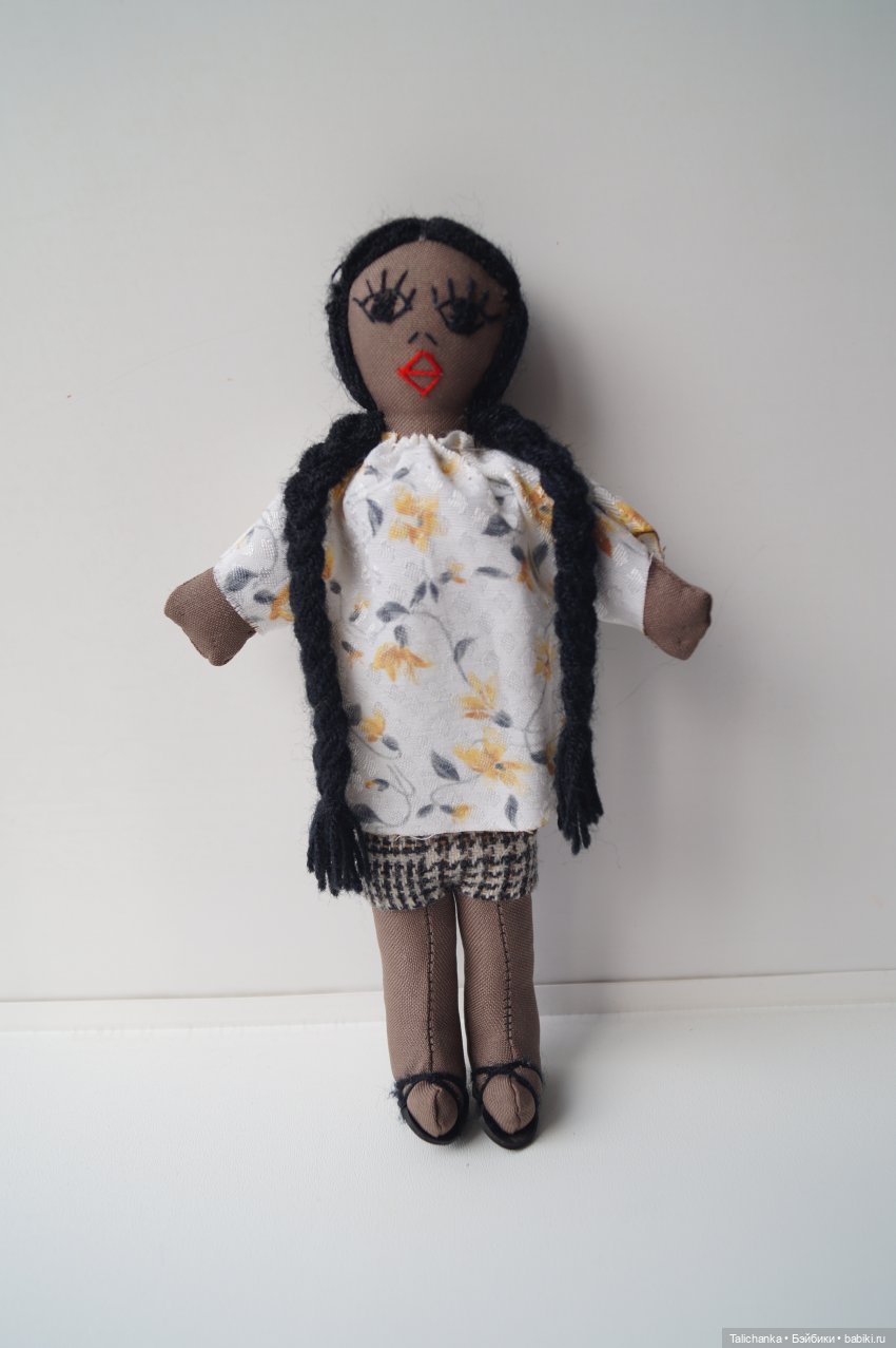 Первая выписка октября Перуанка обрела одежду и младенца Восстанавливаем цвет пластика Полная прошивка малышки