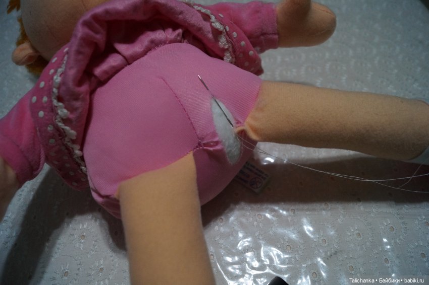 Четвёртая выписка ноября Ремонт сломанной ножки фарфорочки Большой ремонт ГДРчика: заклеиваем разрыв рта полный ремонт глаз: