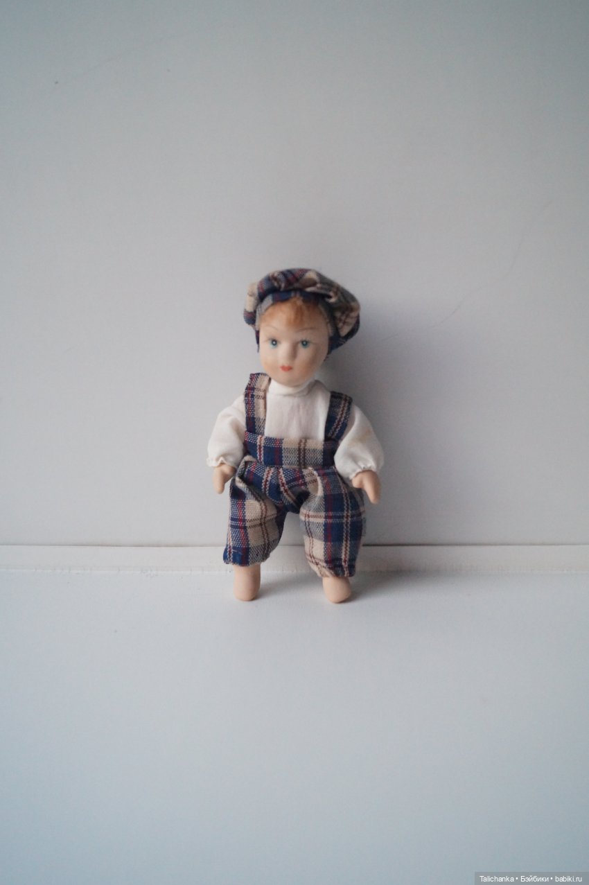 Четвёртая выписка ноября Ремонт сломанной ножки фарфорочки Большой ремонт ГДРчика: заклеиваем разрыв рта полный ремонт глаз: